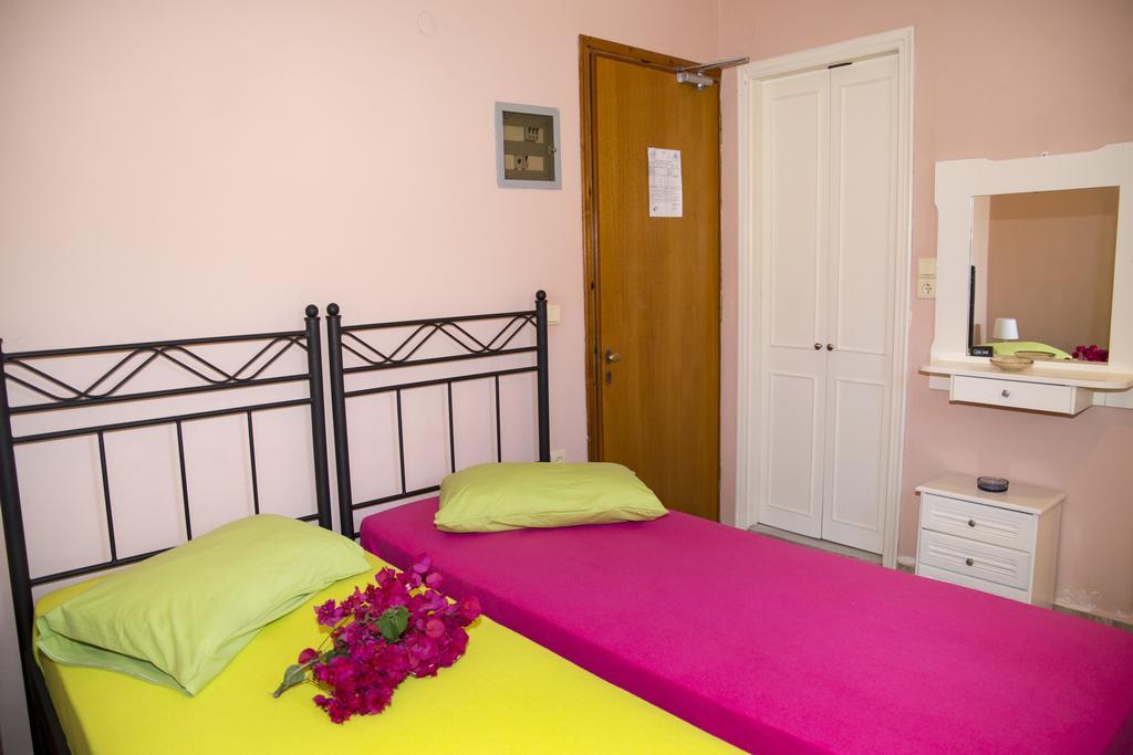 Condillia II Hotel Spetses Town Exterior photo